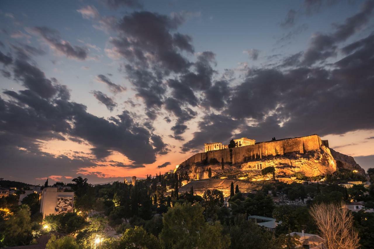 Splash Of Glam I 10 Steps From Acropolis Афины Экстерьер фото